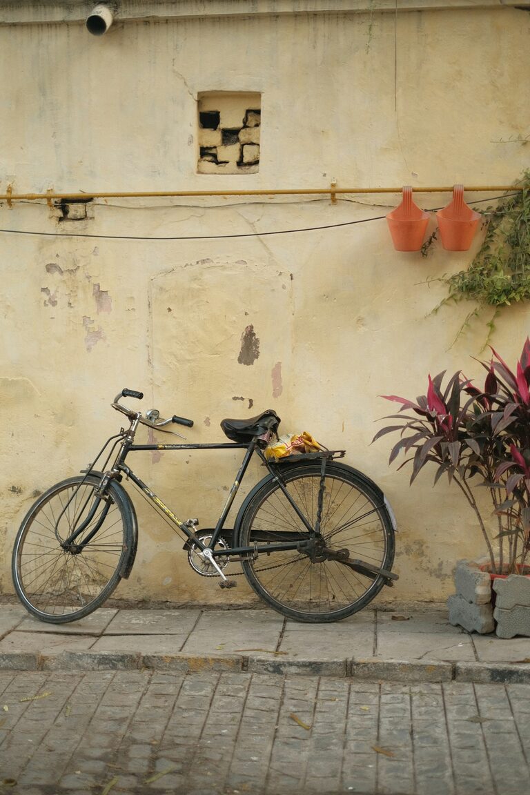 A bike shop ready to go online